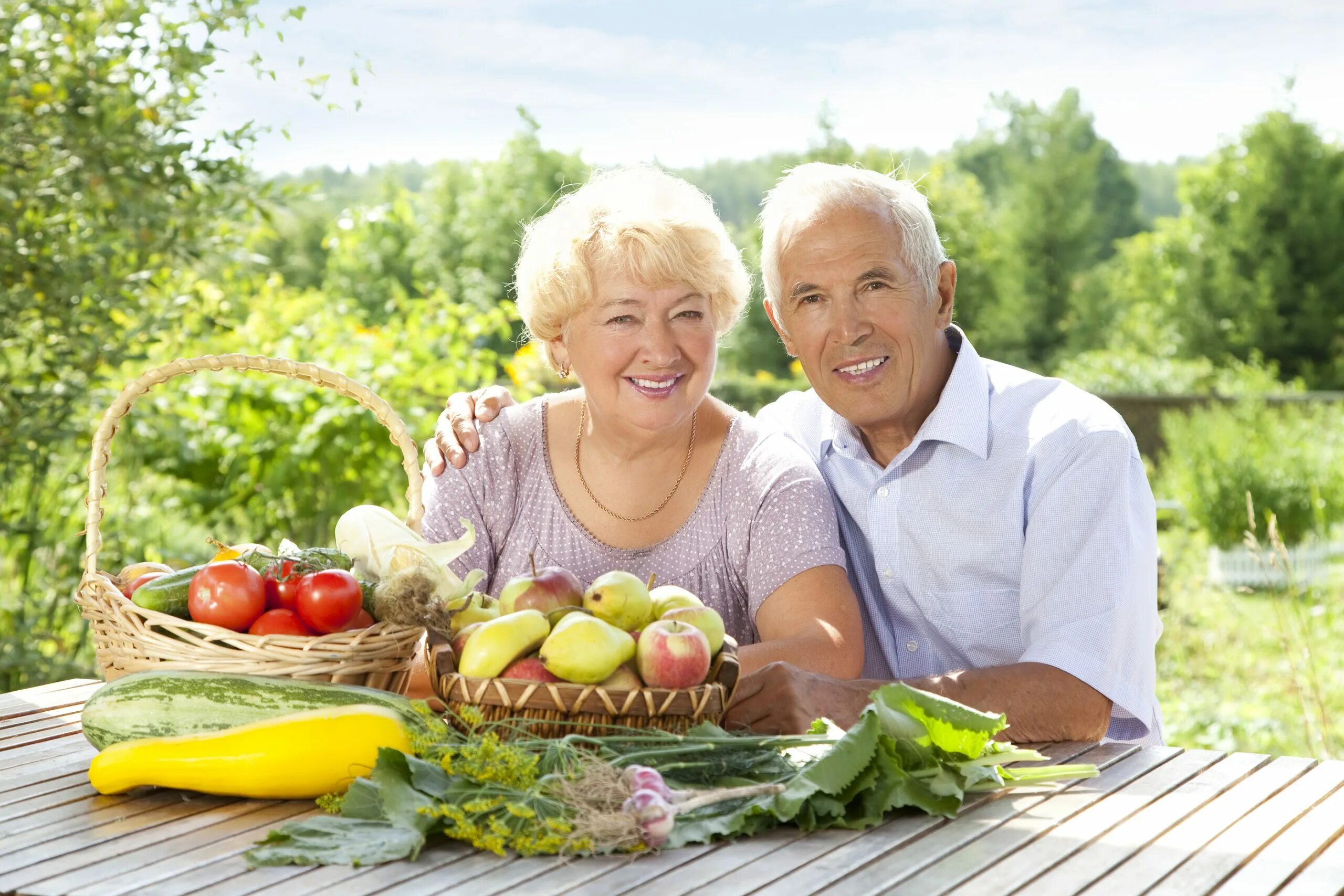 Здоровое питание для пожилых. Питание в пожилом возрасте. Рациональное питание пожилых. ЗОЖ для пожилых.