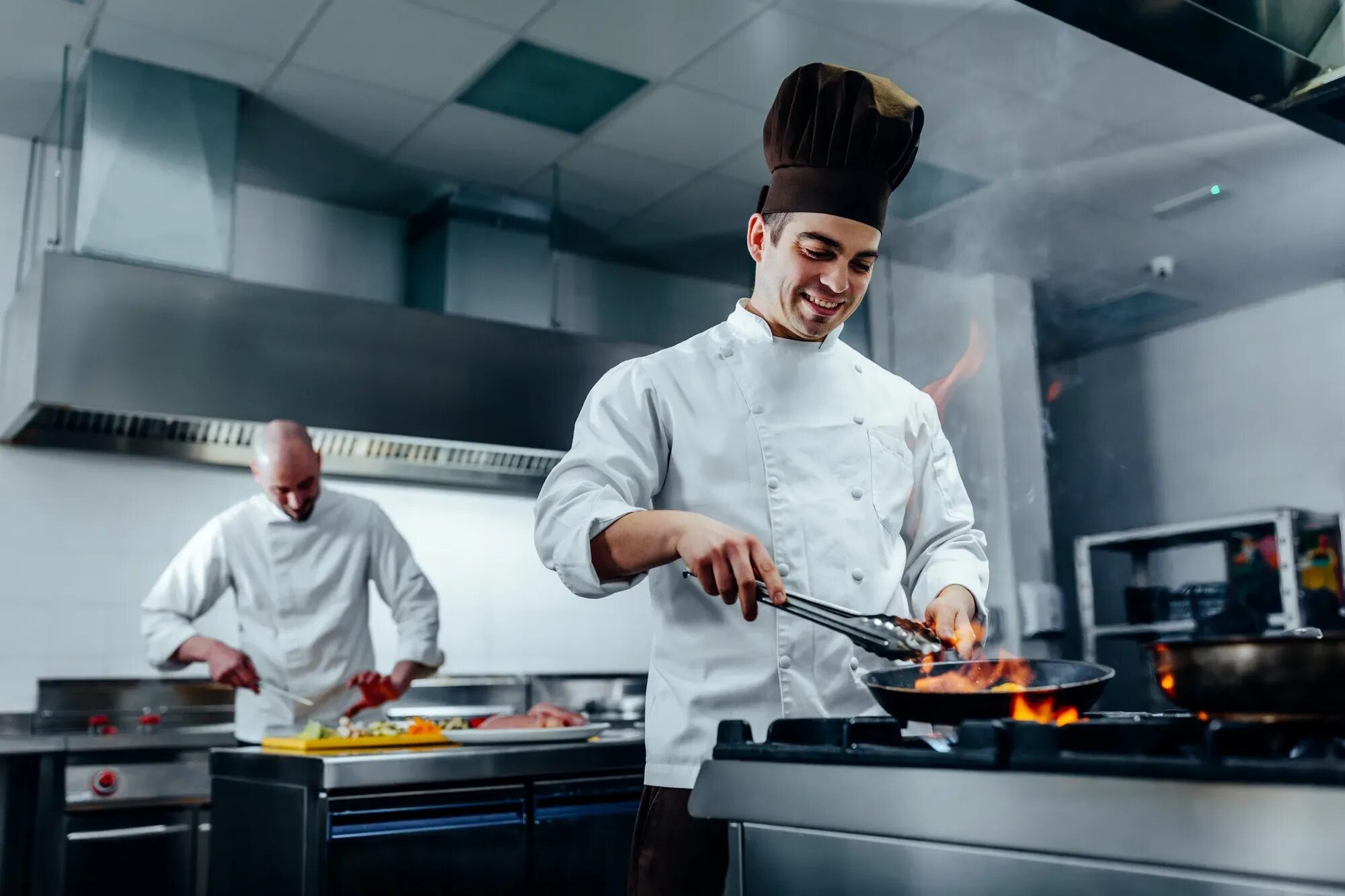 Раннер помощник официанта. Food service industry. Предприятия общественного питания. Food service industry. Food service industry.