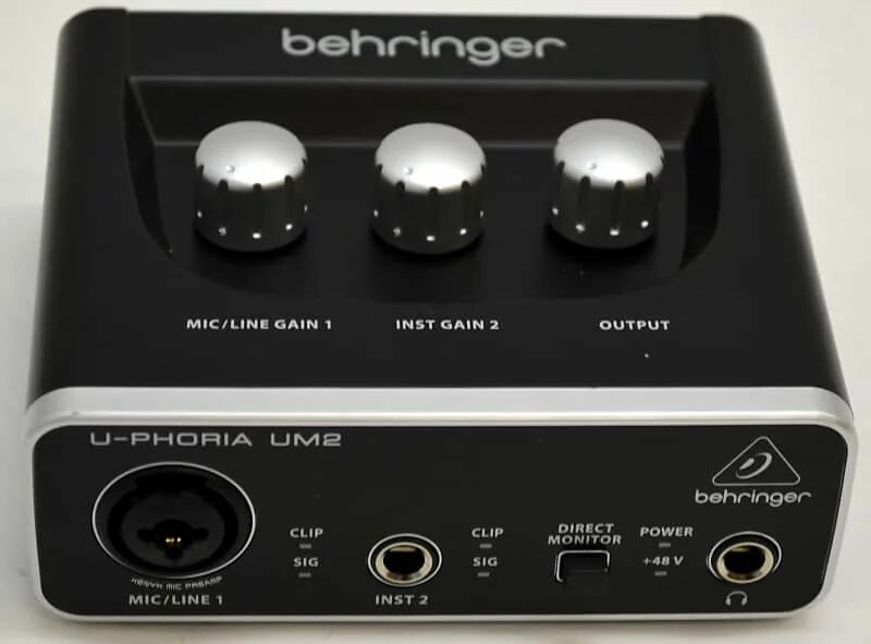 Звуковая карта behringer u phoria. Behringer u-Phoria um2. Behringer um02. Behringer umc22 комплектация. Звуковая карта um2.