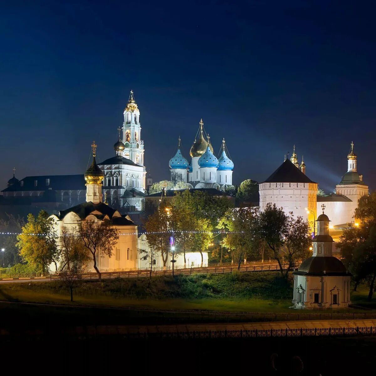 Троице-Сергиева Лавра Сергиев Посад. Тороицесергиева Лавра. Троице Сергиев Посад монастырь. Свято Сергиевская Лавра Сергиев Посад.