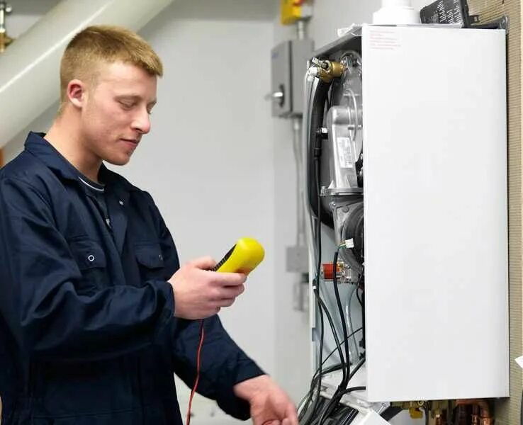 Обучение обслуживание газовых котлов. Сервисный центр котлов. обслуживание котла. мастер котлов. сервисное обслуживание газовых котлов.