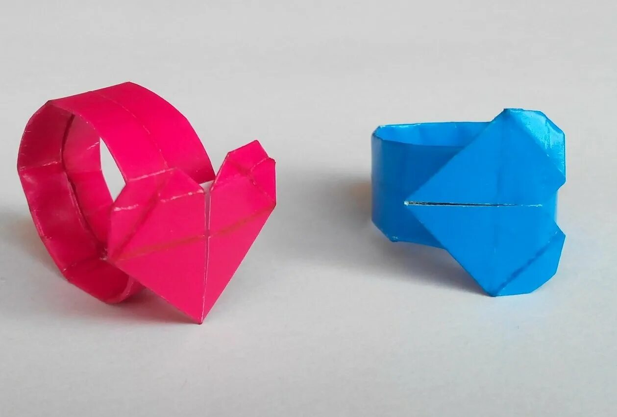 Кольцо из бумаги. Сердце из бумаги. Оригами. Кольцо из картона. Подарок из бумаги без клея