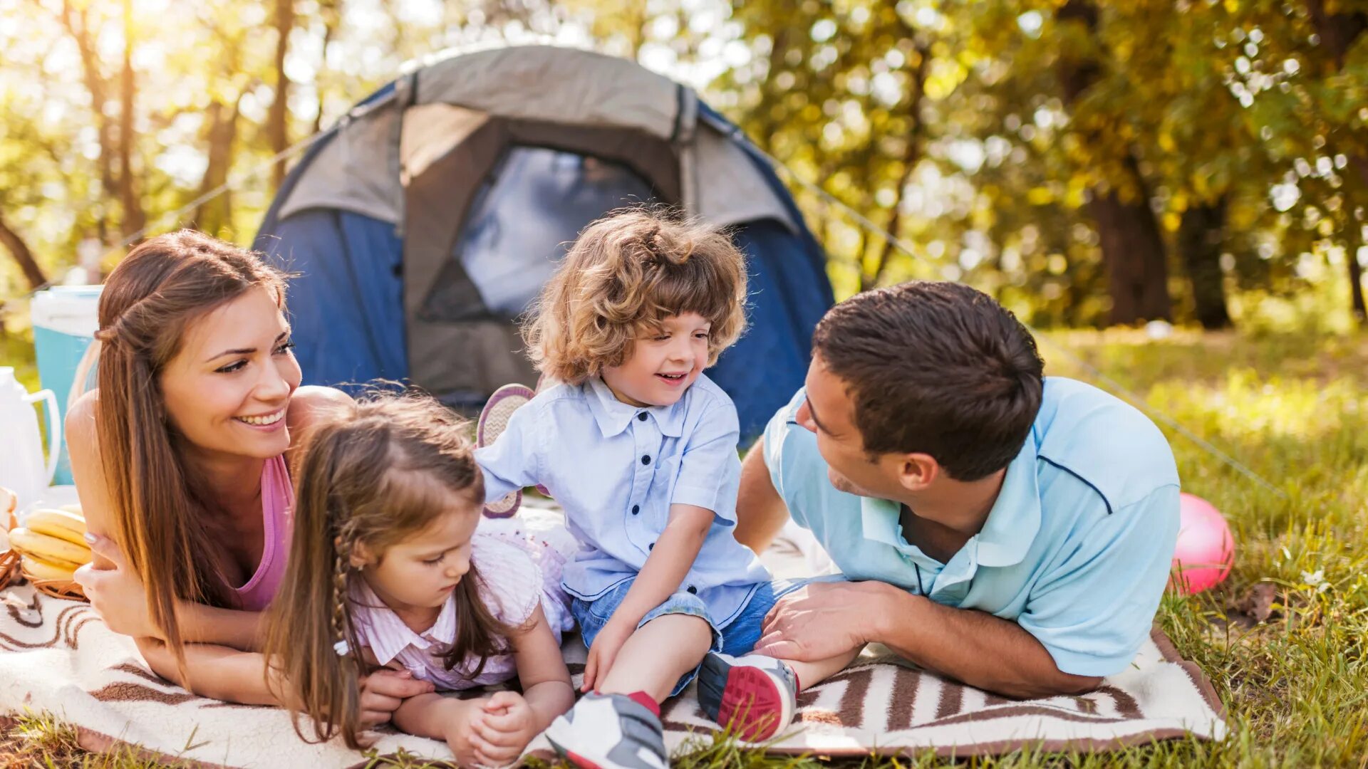 G adventures. Adventure family. Adventure family. Альтцшка для скуфа вместе игра. Family adventures.