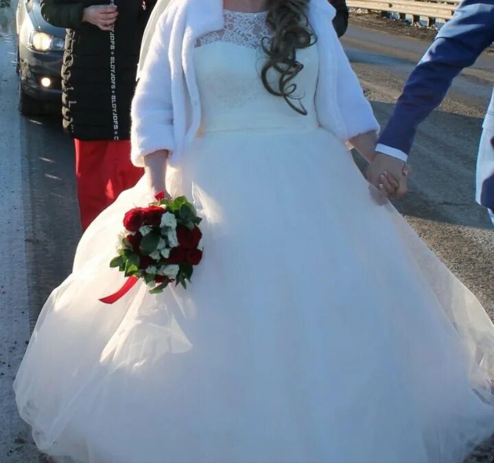 Платья в йошкар оле. Свадебные платья йошкар-ола. Платья напрокат йошкар ола. Платье на свадьбу оли. Платья в йошкар оле.