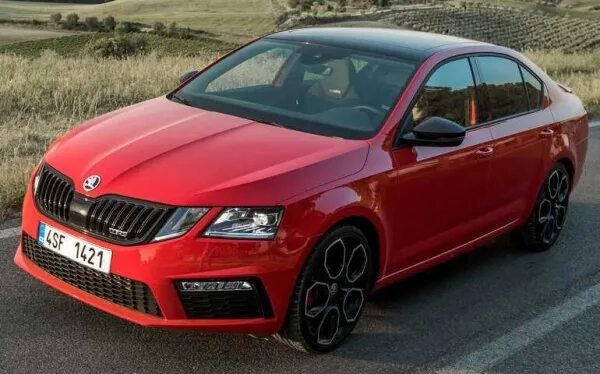 Skoda octavia rs 2019. Skoda Octavia RS. Skoda Octavia RS 245.