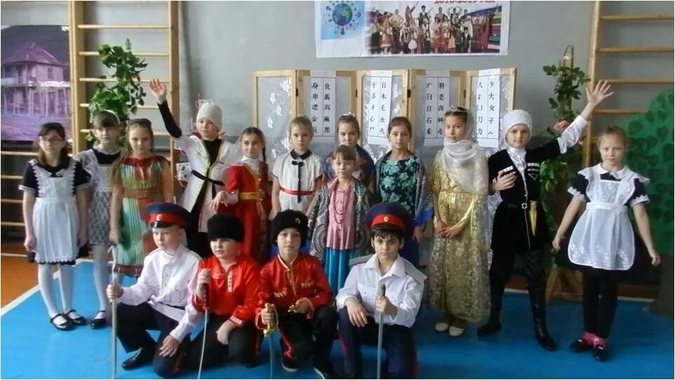 морозовск гимназия. морозовск школа 3. морозовск школа 3. морозовск школа 6 учителя. школа 1 города морозовск.