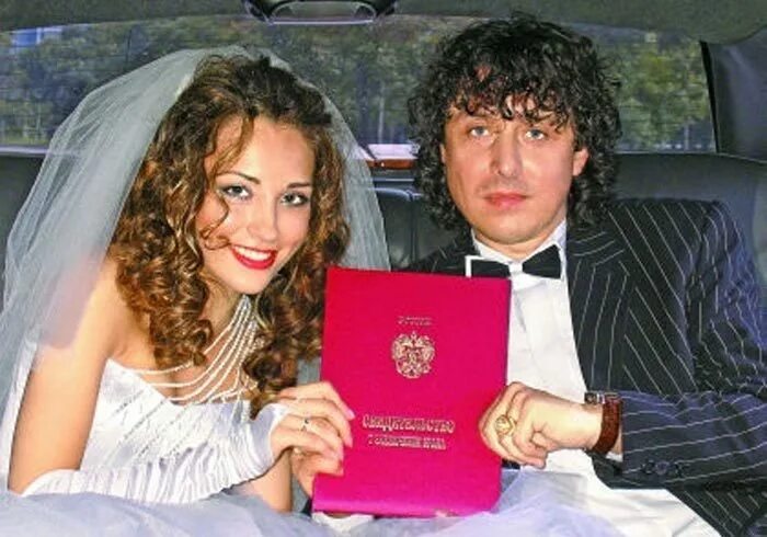 Андрей Алексин и Ольга Онищенко. Онищенко Андрей Алексин. Певец Алексин Андрей. Алексин Андрей с женой