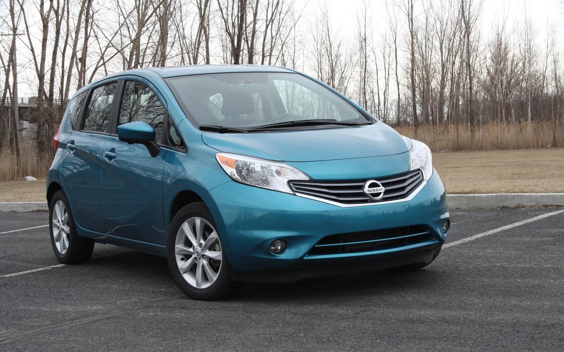 Nissan Note 2017. Ниссан ноте 2016. Nissan Versa Note. Nissan Versa 2016.