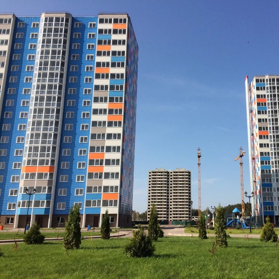 Жк волга лайф. Волга лайф Тверь. ЖК Волга Тверь. Микрорайон Волга лайф в Твери. Новочеркасская улица Тверь.