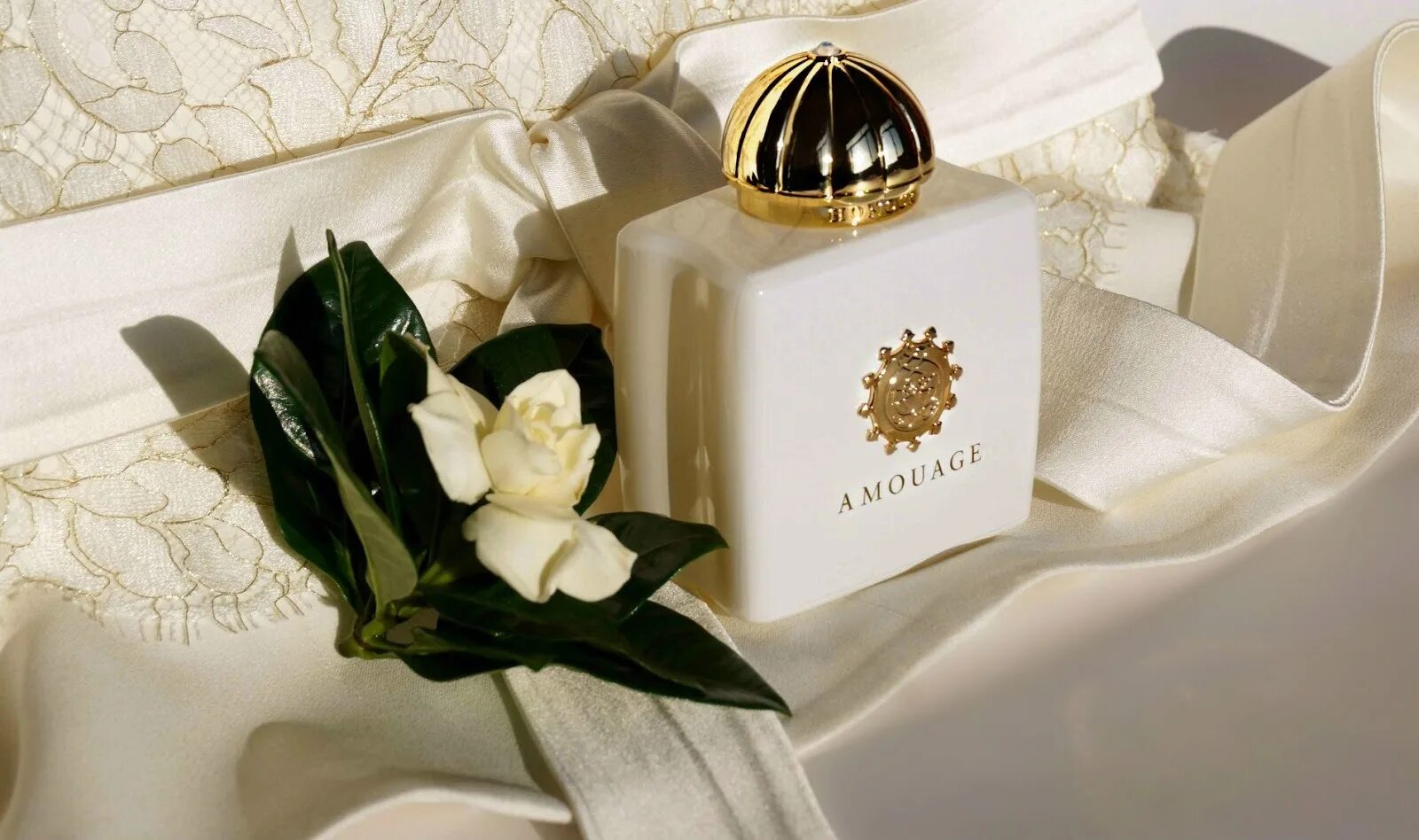Ароматы амуаж описания. Духи amouage honour. духи amouage honour woman. amouage honour for woman. амуаж honour woman.