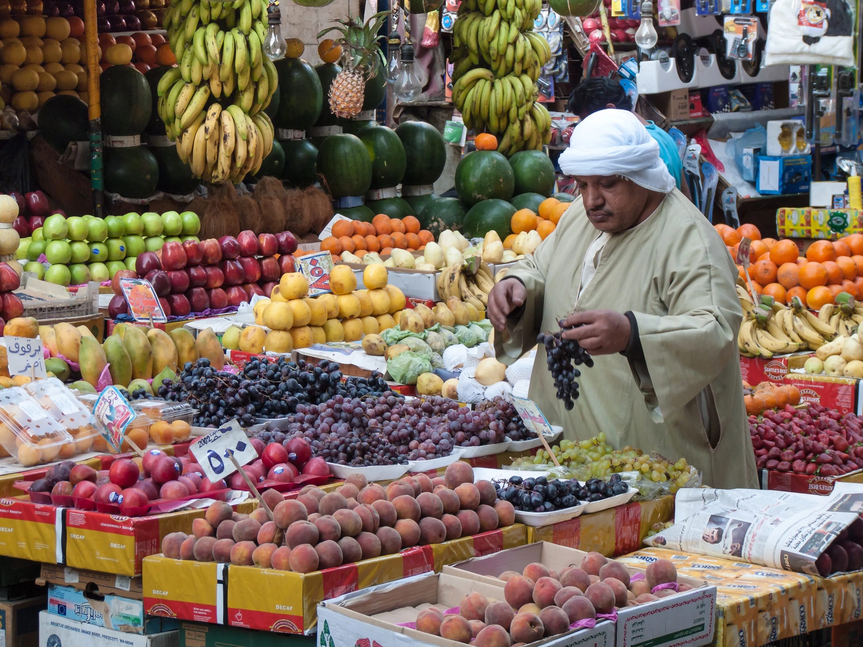 Рынок. Хургада рынок фруктов. Фрукты Египта. Рынок в Египте. Продуктовый рынок.