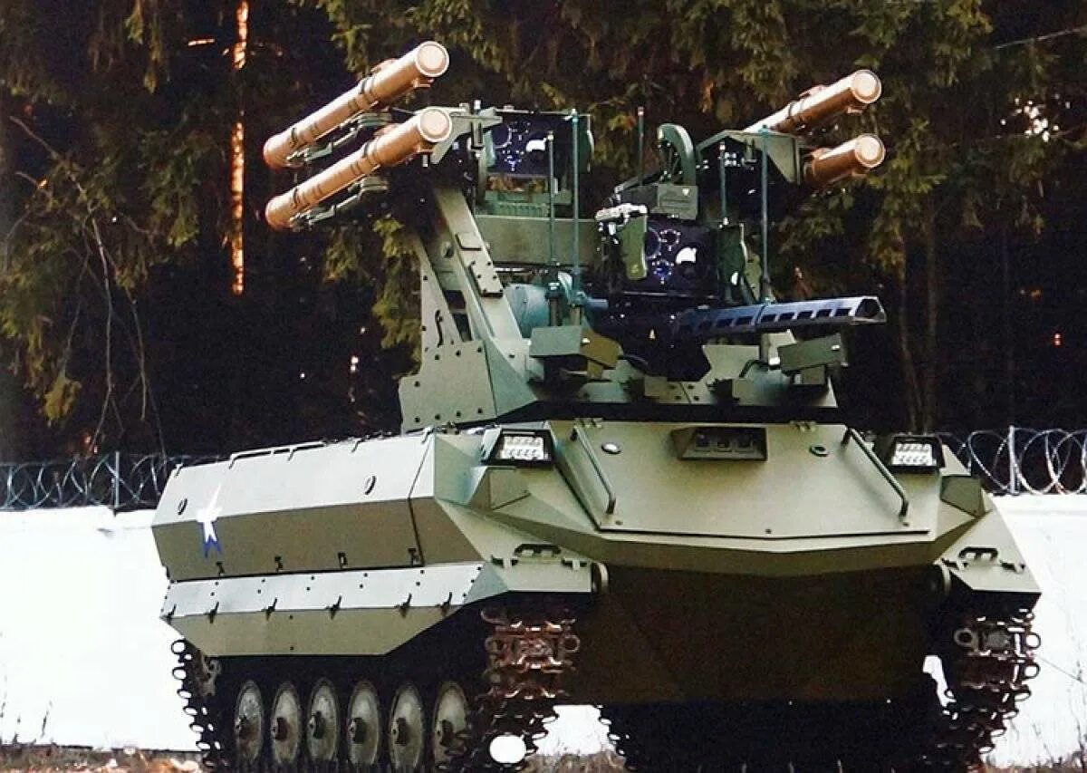 Военно способный. Уран-9 военный робот. Робототехнический комплекс Уран-9. Боевой робот России Уран 9. Робот танк Уран 9.