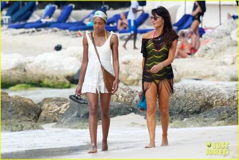 Naomie Harris Says Director Danny Boyle Changed Her Career, 'Twice 