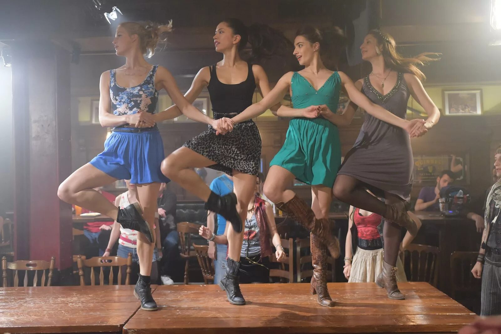 танго танец. ченнинг татум шаг вперед. ченнинг татум шаг вперед. грязные танцы сериал 1988–1989. софия бутелла уличные танцы 2.