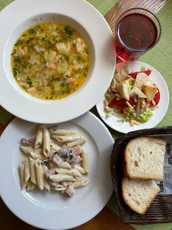 обломофф 8956. обломов хот дог 8956. кафе друже. хотдоги обломов спб. хот дог друже.