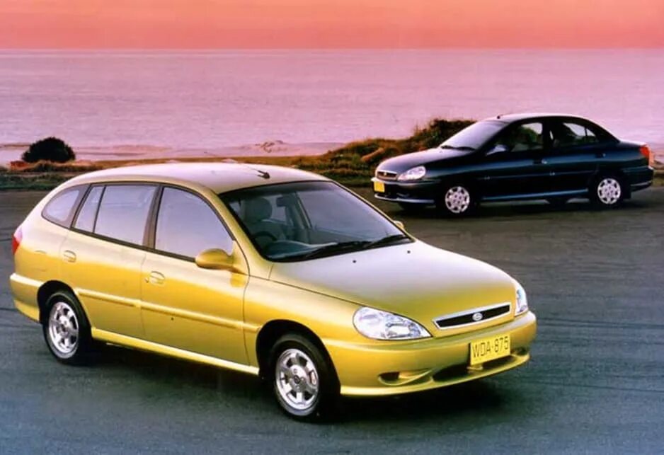 Киа рио 1 поколения купить. Kia Rio 2000. Kia Rio 1 поколение универсал. Киа Рио 2000 года универсал 1 поколение. Киа Рио 1 поколения седан.