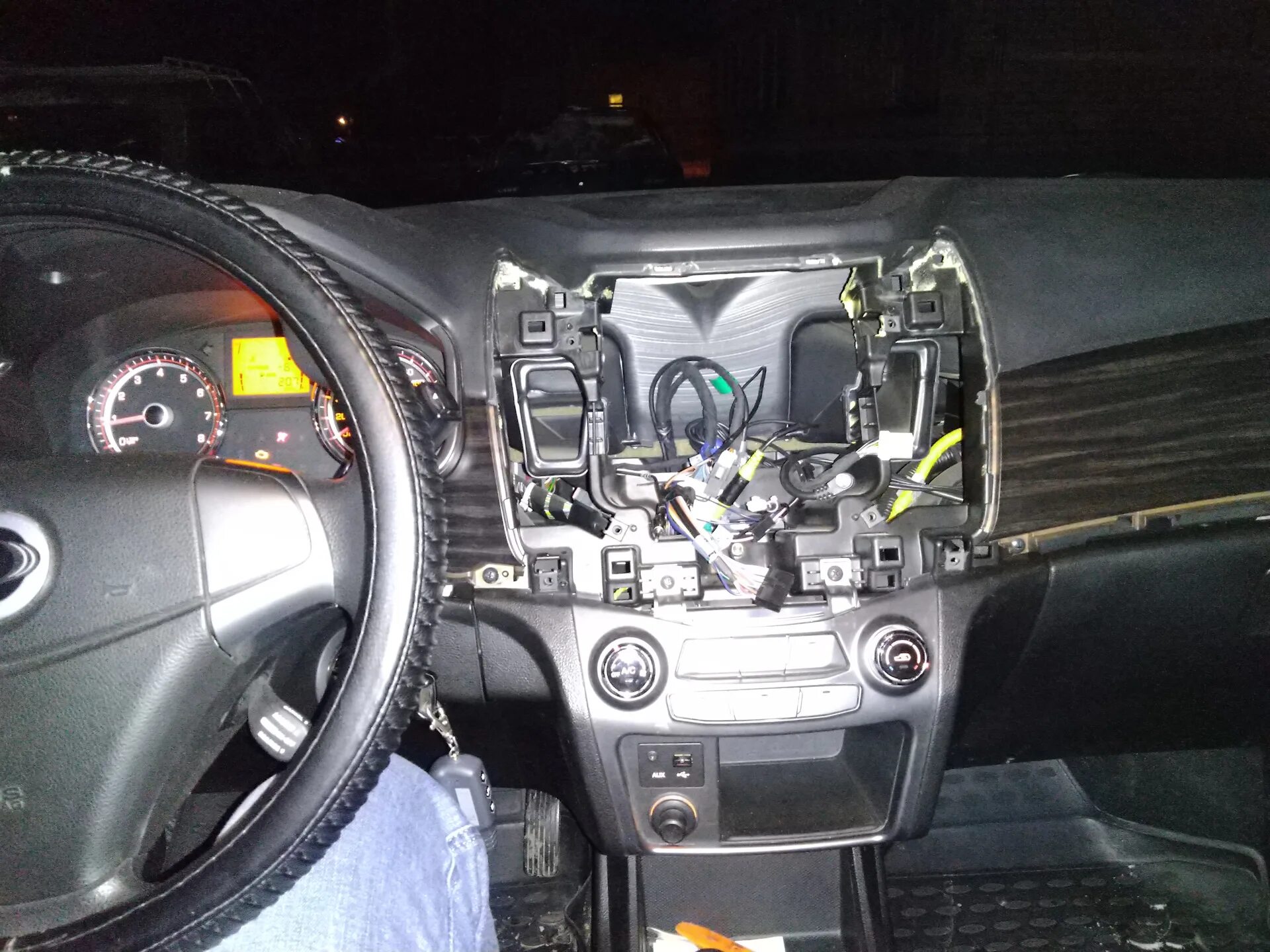 Прошивка магнитолы - SsangYong Actyon (2G), 2 л, 2011 года автозвук DRIVE2