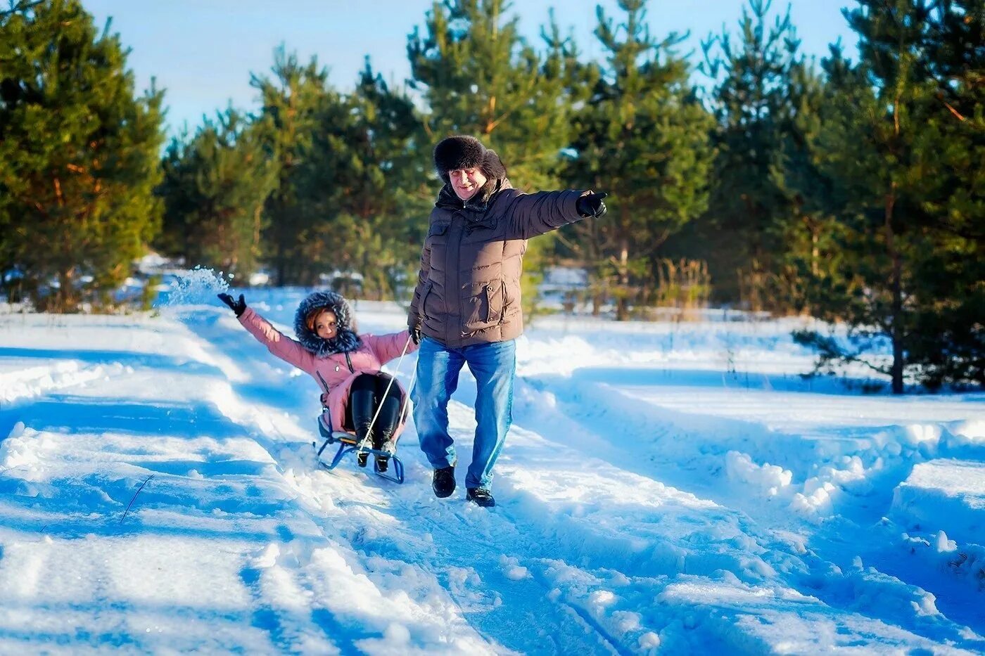 Развлечения зимой детям. Зимние развлечения. Развлечения зимой. Детские зимние развлечения. Зимние развлечения для всей семьи.