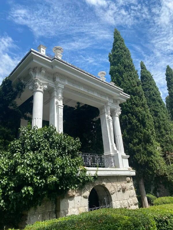 песня ялта где растет золотой. ялта композиция. евгений осин ялта ноты. ялта композиция. песня ялта где растет золотой.