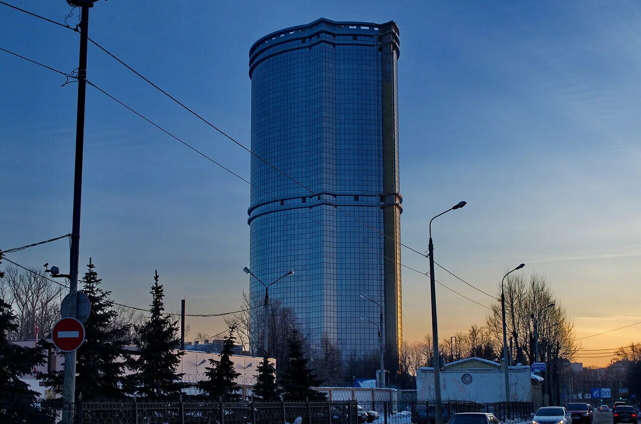 небоскреб лазурные небеса казань. патриса лумумбы "лазурные небеса". высокое здание казани. жк лазурные небеса казань. небоскреб лазурные небеса казань.