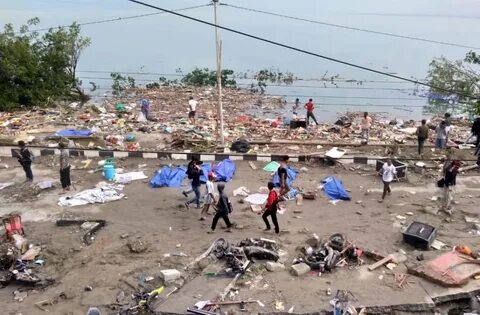 The earthquake destroyed many