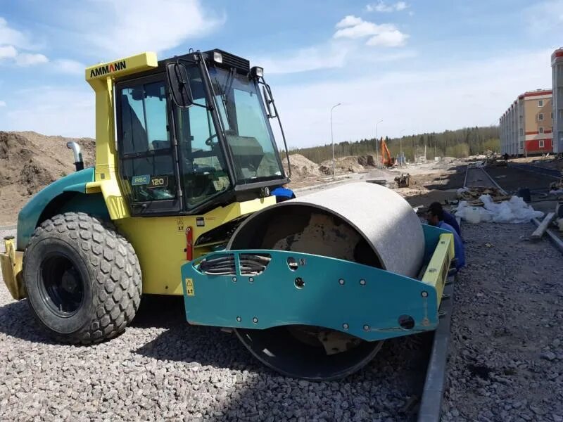 Грунтовый каток hamm 3412. Виброкаток хамм 3412 валец. Каток 12 тонн. Каток грунтовый хамм 3412 ht. Каток грунтовый 12т.