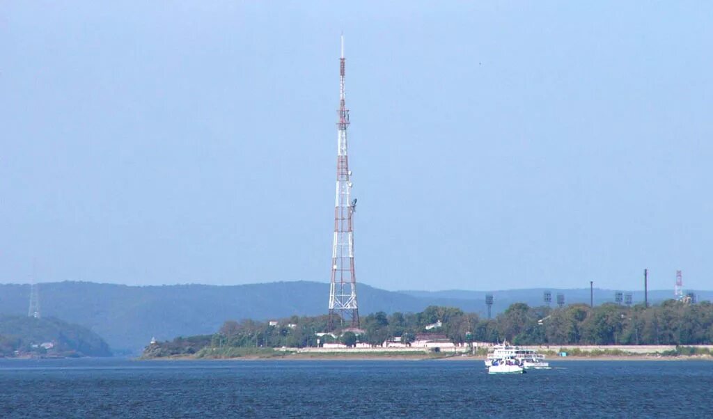 Телеканалы благовещенска амурской области. Телевышка Благовещенск. Телевизионная башня (Благовещенск). Телебашня Петрозаводск. Телевышка Псков высота.