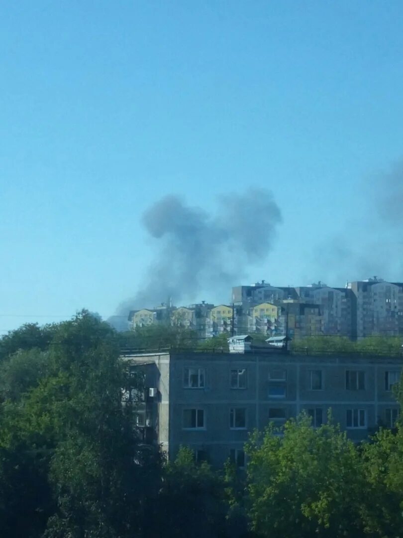 Туту лобня. Горит лобня. лобня спортивная 7 горит. подслушано в лобне. на поляне в лобне горит.