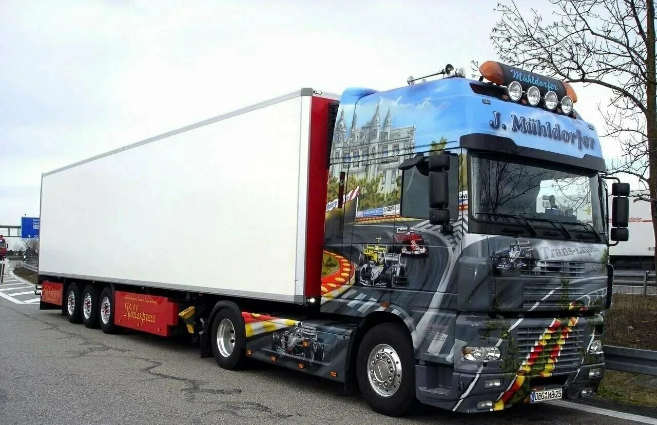 Daf tuning. Daf trucks 95xf. daf xf 105 tuning. даф 95 xf. тягач даф 95.