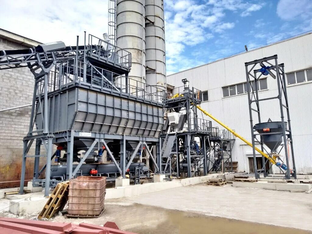 Оао сахалин инжиниринг руководящий аппарат. Ттс инжиниринг казань. Бетонный завод smartbeton. Рециклинг завод. Тензотехсервис логотип.