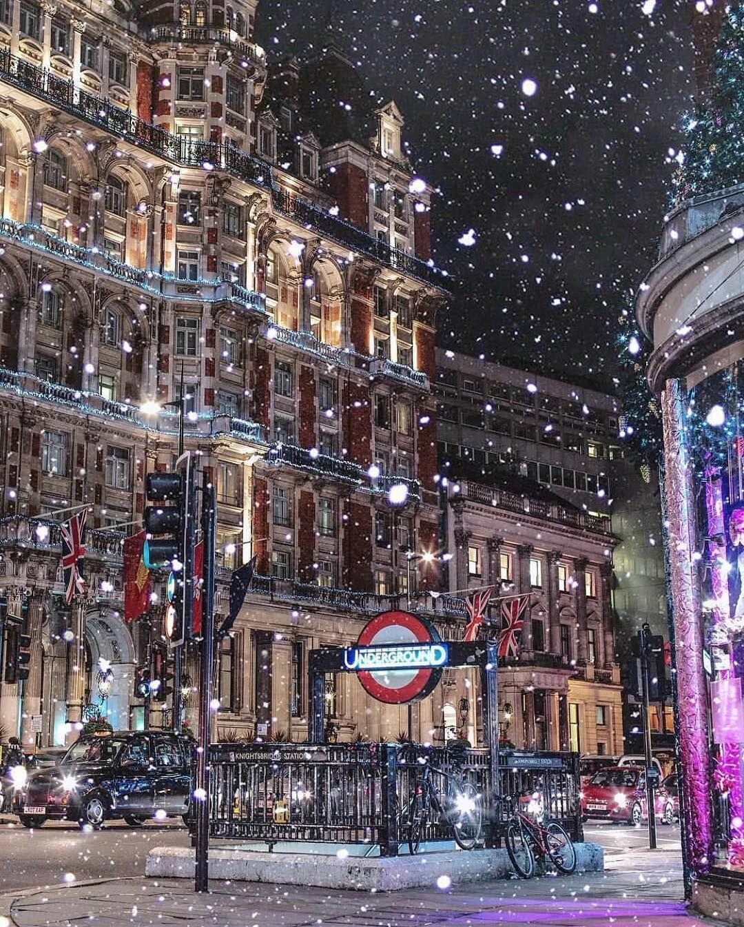 Nick visited london last winter. Last winter. Великобритания зимой. Снежный лондон. Зимний лондон.