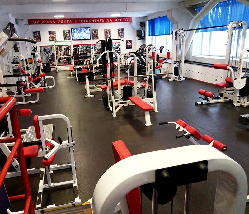 Спортзал дружба энгельс. Дворец спорта дружба лужники. Спортзал дружба пенза. Спортзал дружба. Афанасьева 13 уссурийск спортзал.