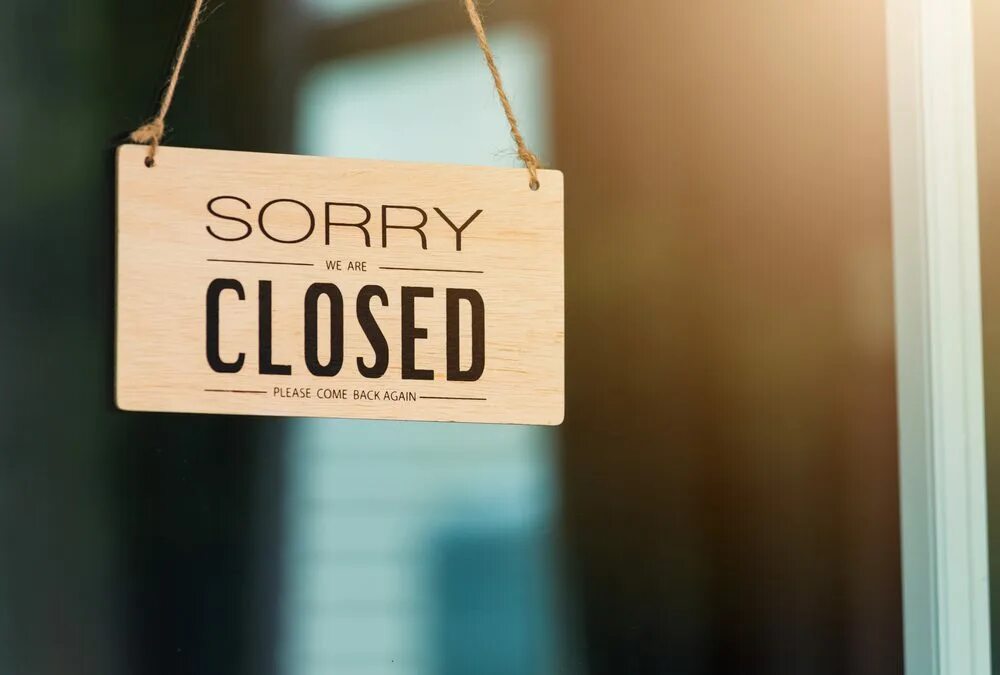 Your come in back. Sorry closed. Картинка closed. Sorry we are closed. Come back картинки.