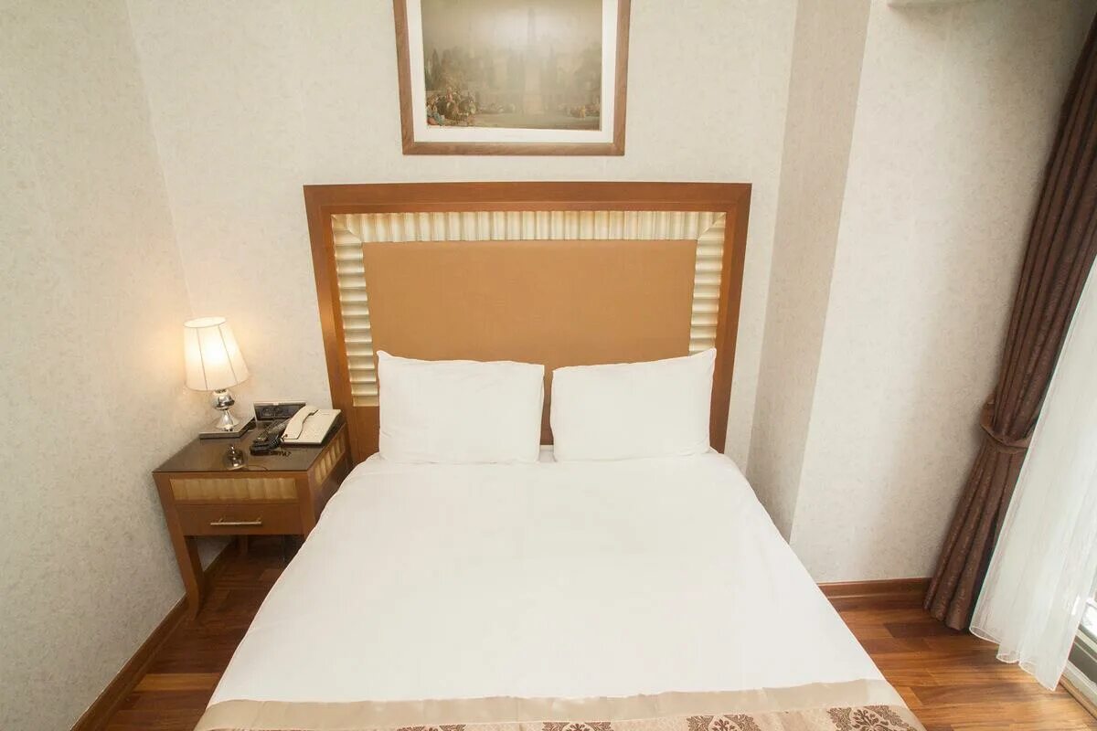 Nova Plaza Prime Hotel 5* (Багджылар). Nova Plaza Prime Hotel 5 Стамбул. Nova Hotel 4*. Nova Plaza Pera Hotel Hamam 3*.