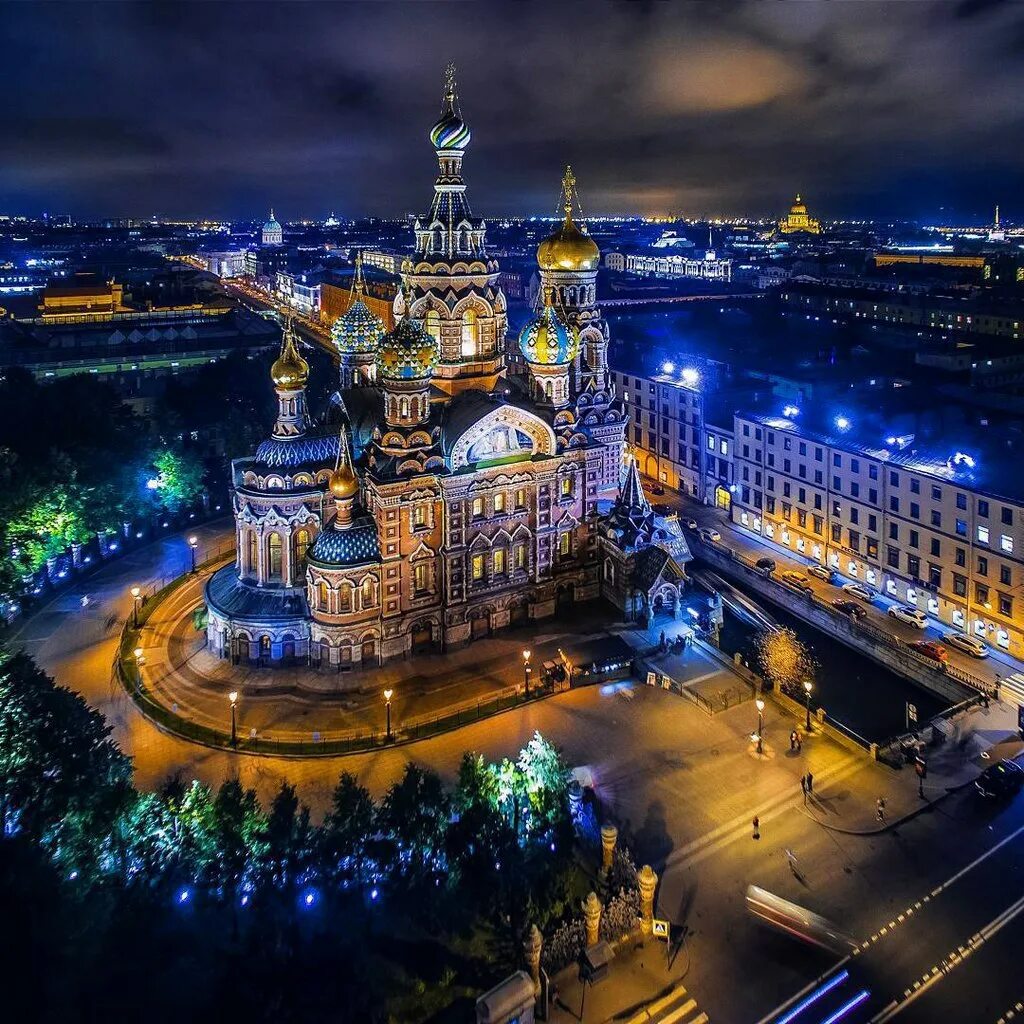 Санкт петербург столица какого города. Храм спаса-на-крови санкт-петербург ночью. храм спаса на крови москва. храм воскресения христова спас на крови.