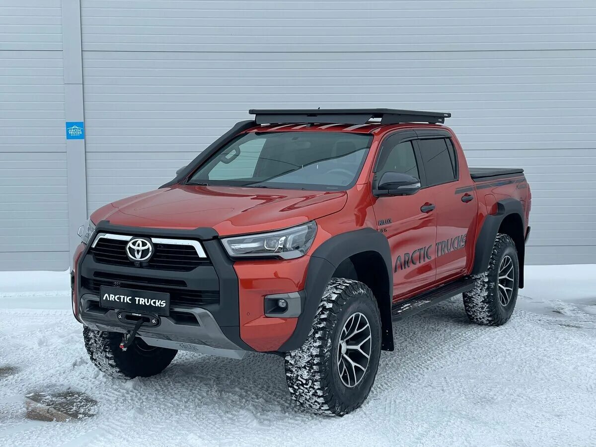 Тойота хайлюкс 2022 цена и комплектация. Hilux 2022. Тойота Хайлюкс 2022. Toyota Hilux 2022 расширители. Toyota Hilux 2022 года.