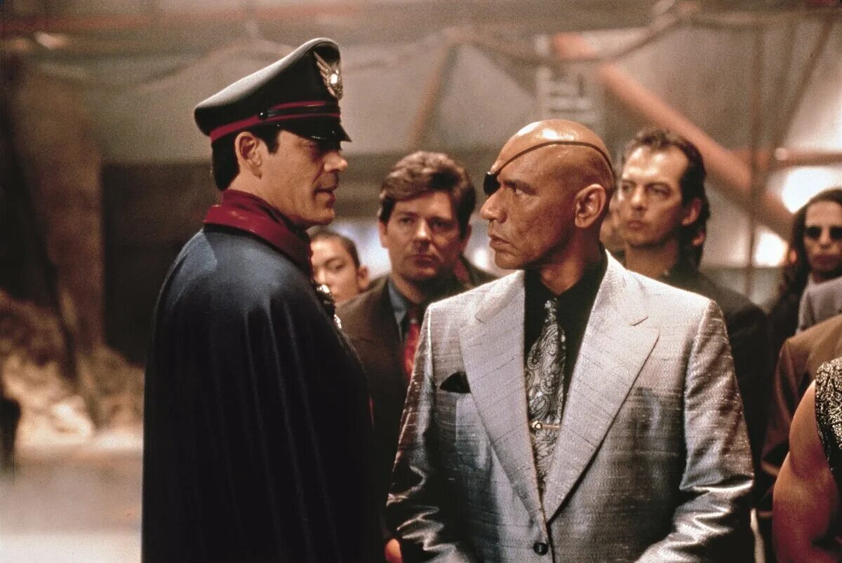 уличный боец 1994. уличный боец 1994. уличный боец фильм 1994 актёры. фильм уличный боец с ван даммом. уличный боец street fighter 1994.