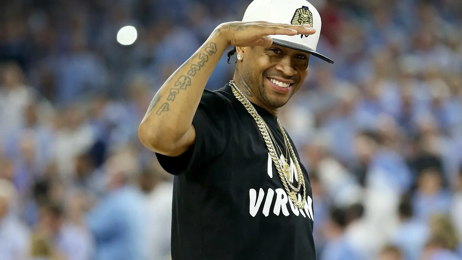 Allen iverson. Аллен Айверсон. Баскетбол Аллен Айверсон. Аллен Айверсон фото. Аллен Айверсон МВП.