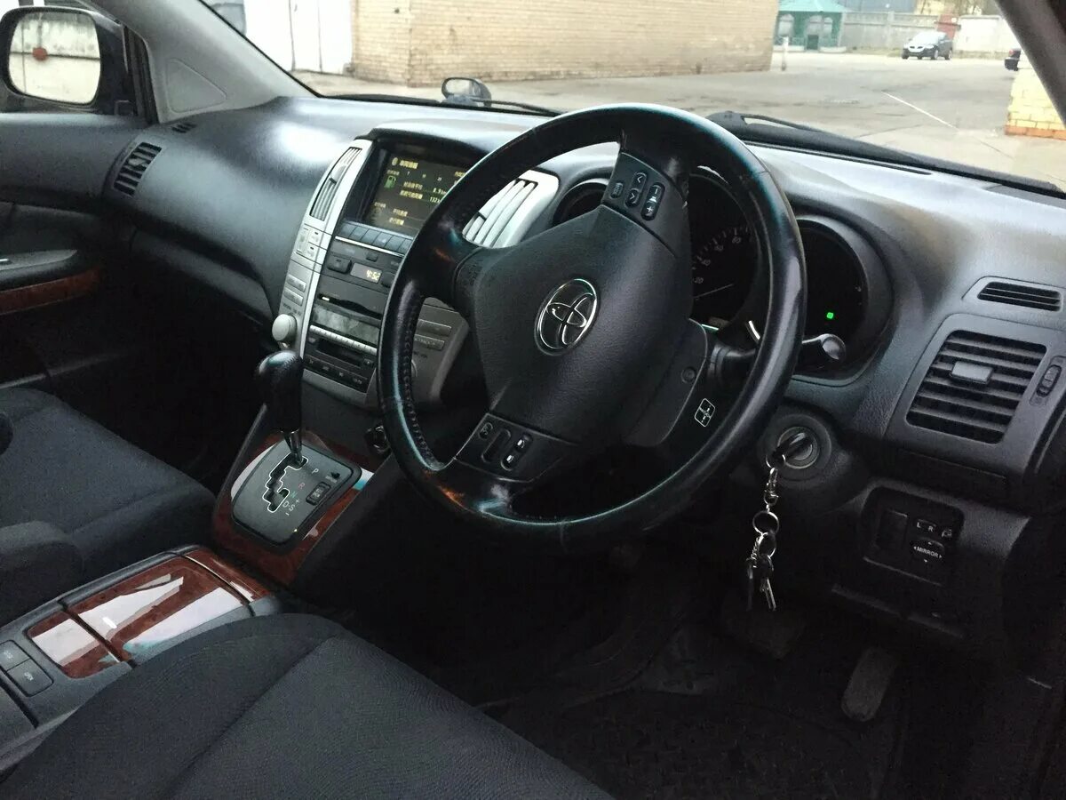 6. Corolla 2012 drown. Авито тойота 600000. Авито с пробегом тойота королла. Автосалон новокузнецка авто с пробегом тоета руми.