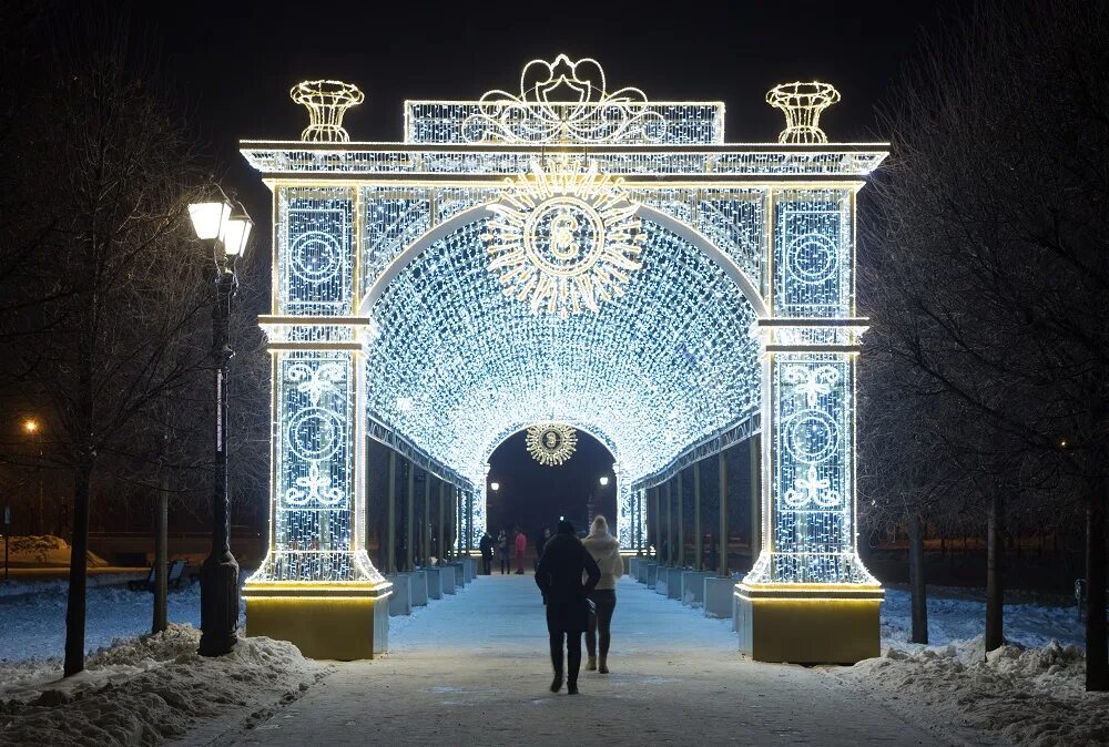 Новогодняя иллюминация Царицыно Москва. Новогодняя иллюминация в Царицыно. Усадьба Коломенское иллюминация. Царицыно в январе 2022.