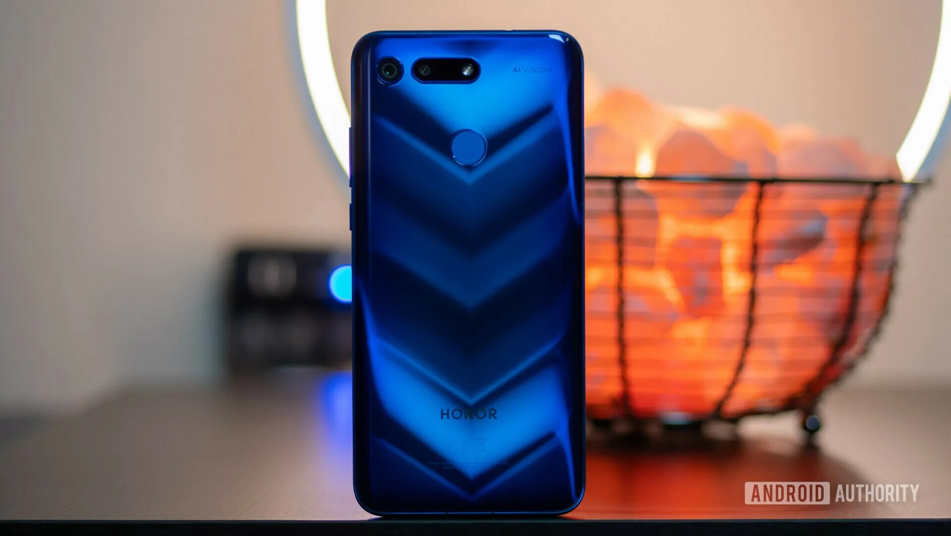 Honor view 20. Honor view 20 120 Герц. Honor view 20 разъем. Honor view 20 обзор. Honor 30 экран