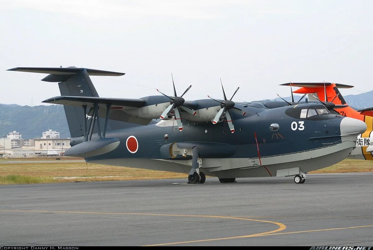 Us 2 25. Самолета-амфибии SHINMAYWA us-2. Самолет Shin Maywa us-2 us-1akai. SHINMAYWA us-2 вооружение. Японский самолет амфибия.