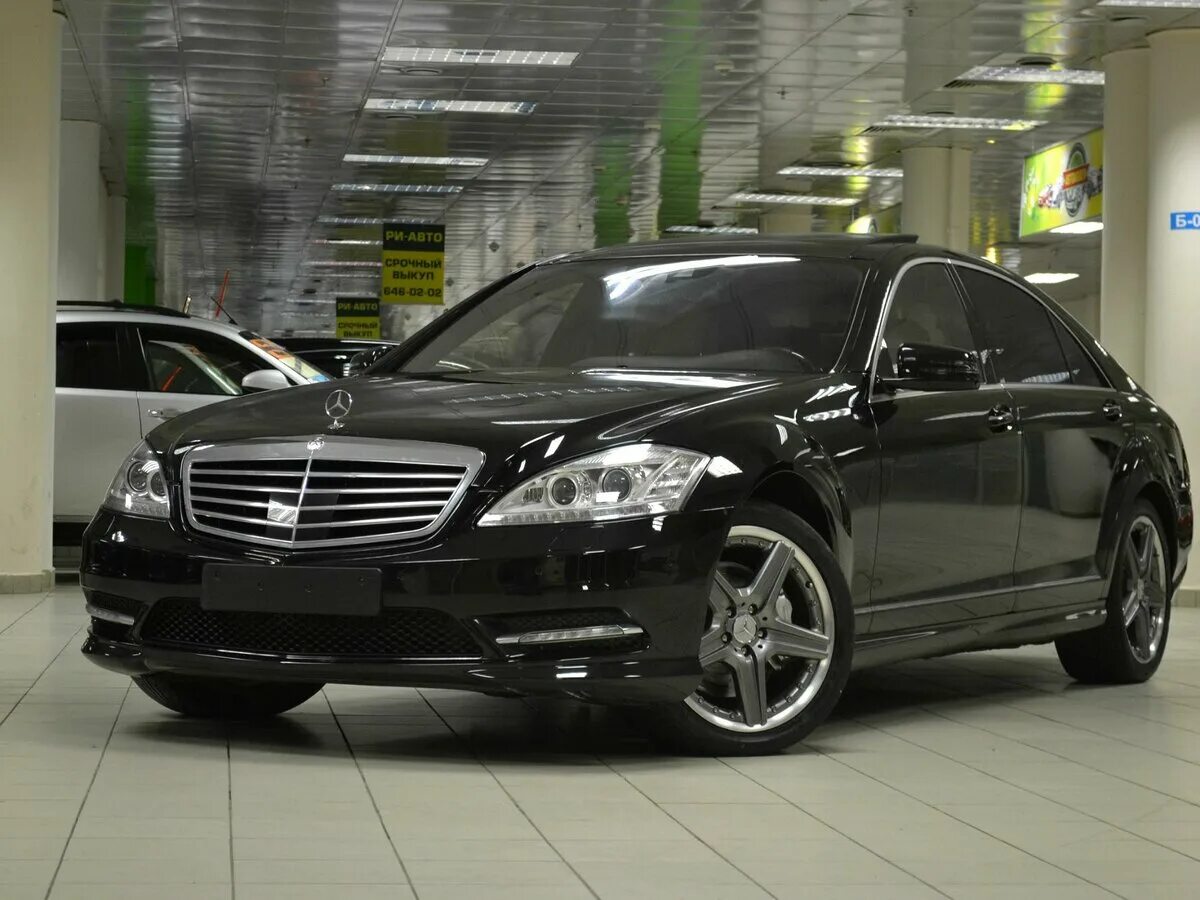 Черный мерседес купить. Mercedes-Benz w221. Mercedes-Benz s-class w221. Mercedes Benz s class 221. Мерседес Бенц w221 Рестайлинг.