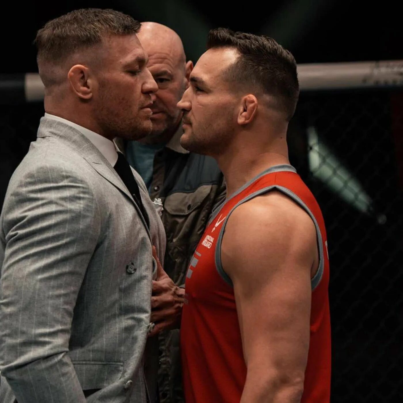Макгрегор ufc 303. Макгрегор чендлер бой.