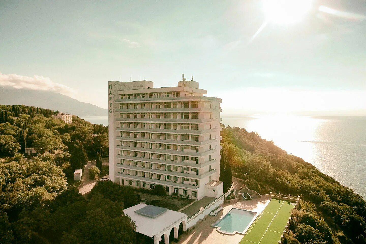 марат парк-отель крым. ателика горизонт 2 алушта. крым-дрим ялта. улица леси украинки 16к2 ялта. усадьба голубой залив крым.