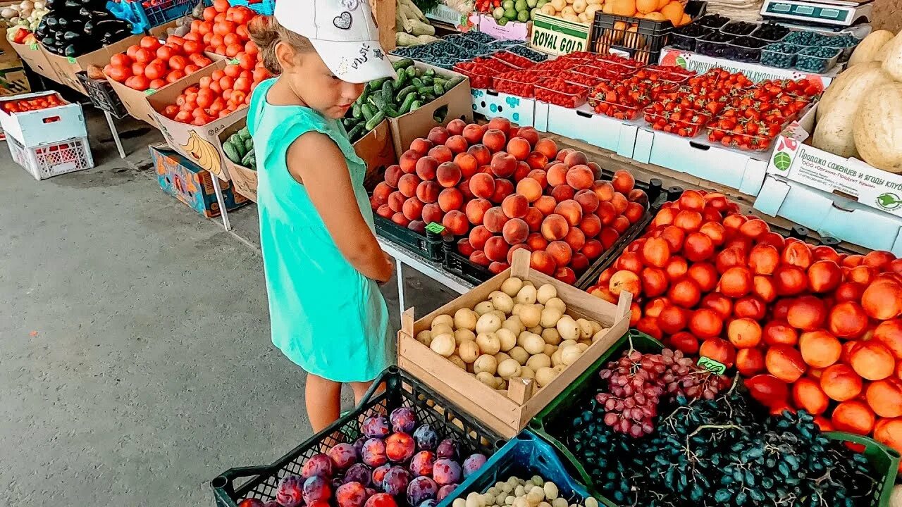Good afternoon! Tell me where to go to the market in Vityazevo / Jemet, thank yo