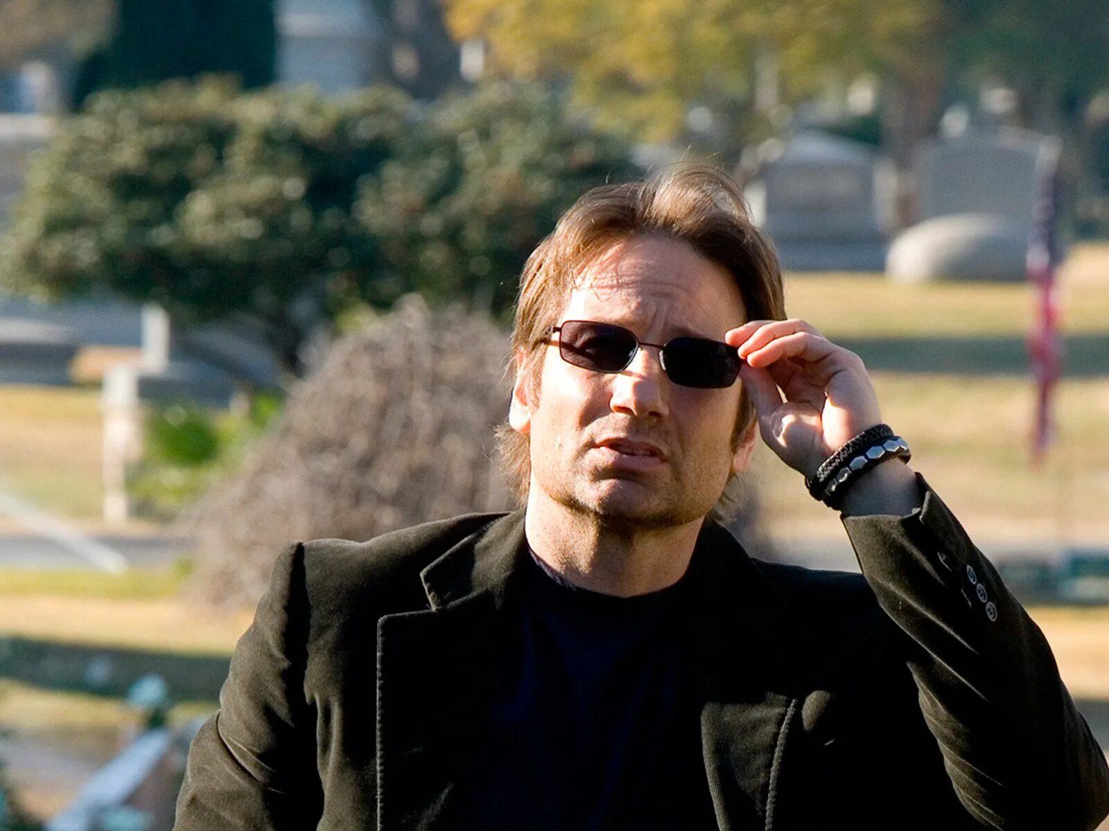 Дэвид Духовны Блудливая Калифорния. Izod 725 Дэвид Духовны. Hank Moody. Californication Дэмиен Паттерсон. Калифорникейшн перевод