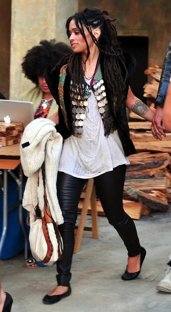 Боне стиле. Lisa bonet в молодости. Боне стиле. Боне стиле. Зои кравиц дочь ленни кравица и лизы боне.