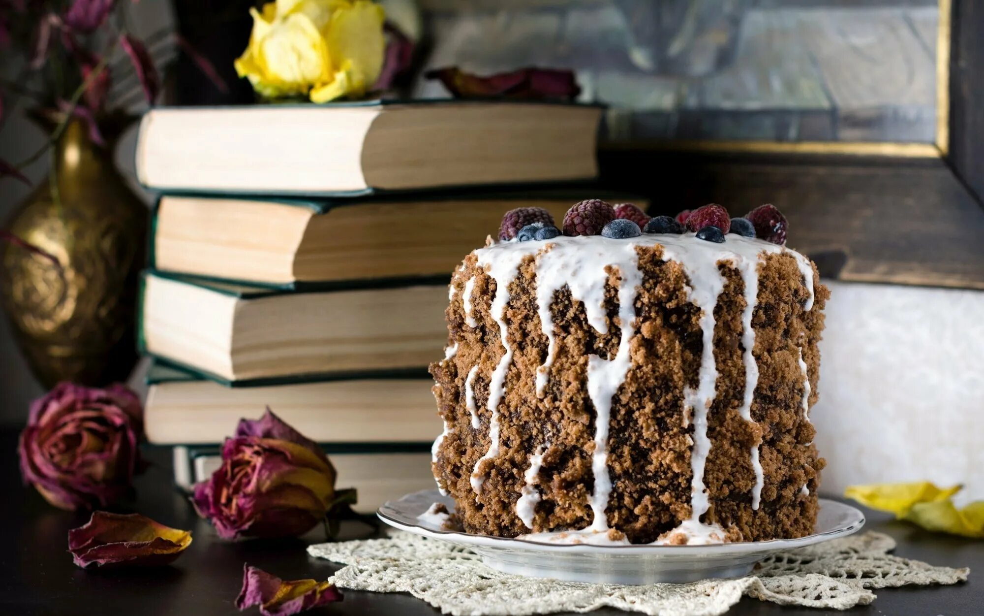 торты советских времен. книга торты пирожное. праздничный торт. книга кондитерские рецепты. книга торты и десерты.