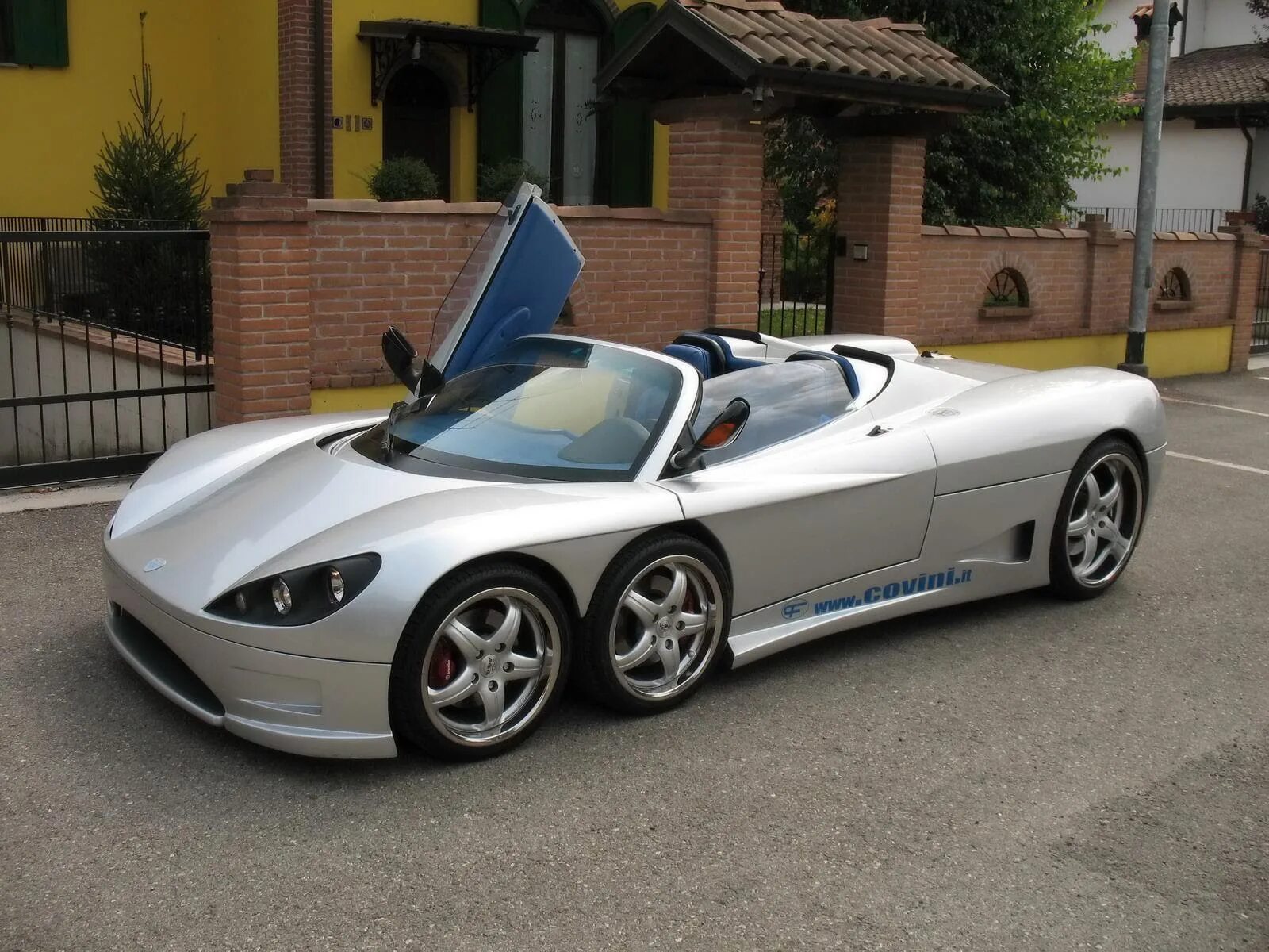 Продажа легкого автомобиля. Covini c6w машина. Koenigsegg cc8s. 2004 Covini c6w. Covini c6w характеристики.